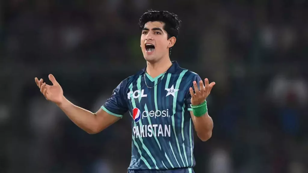 List Of Fast Bowlers Under 6 feet In Height List Of Fast Bowlers Under 6 feet In Height