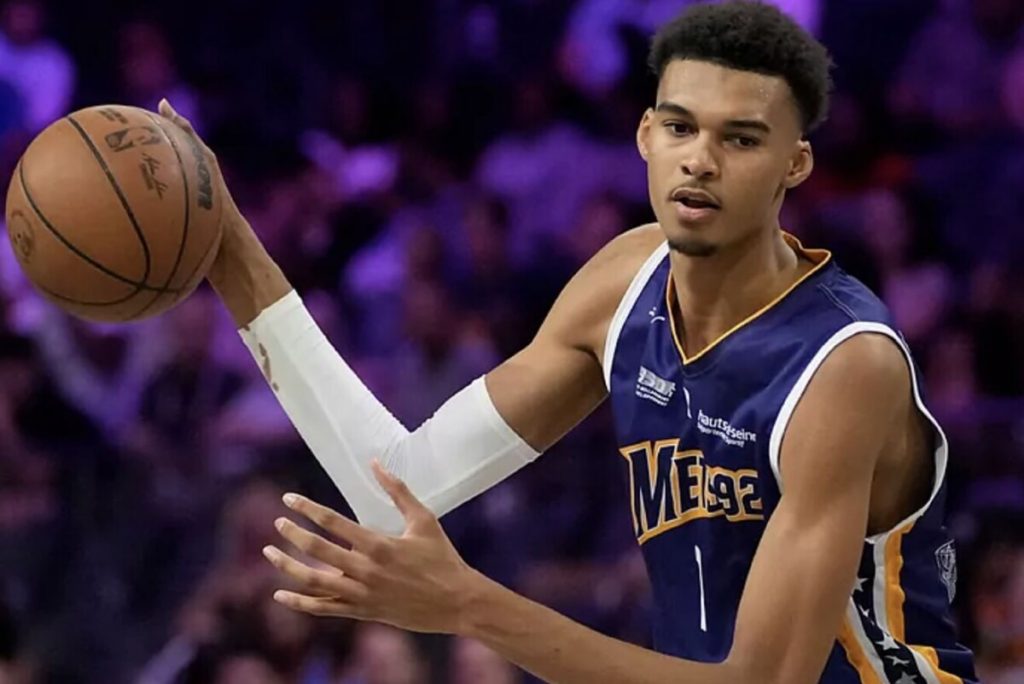 Rankings of the Top 25 NBA Players by Tiers, March 2024 Rankings of the Top 25 NBA Players by Tiers, March 2024