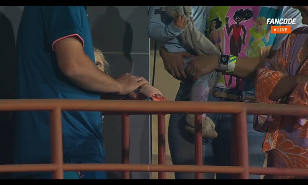 Travis Head Suffers Hand Fracture on Eve of World Cup 2023 Travis Head Suffers Hand Fracture on Eve of World Cup 2023