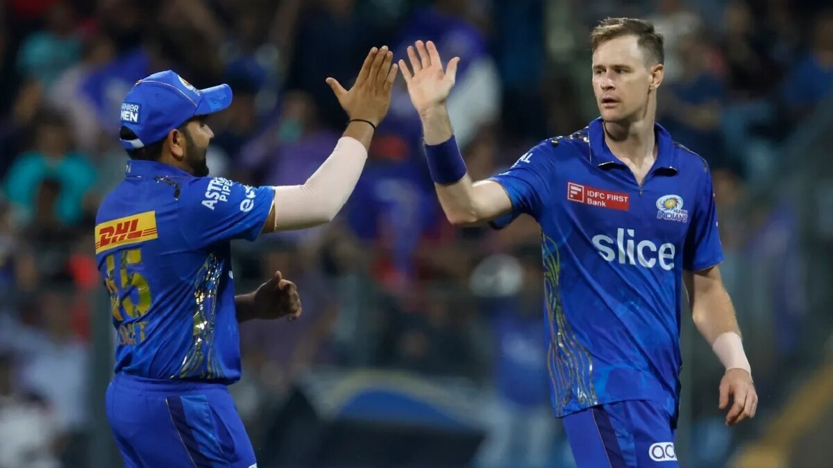 Australian Pacer Behrendorff Out of IPL With Broken Leg  