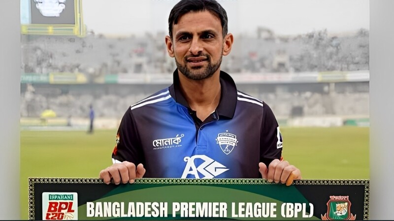 Shoaib Malik Biography : Career, Personal Life, Awards Shoaib Malik Biography : Career, Personal Life, Awards