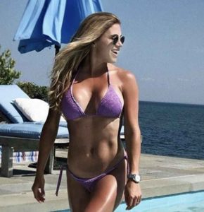 Top 10 Hottest Female Golfers in the world of 2023! Top 10 Hottest Female Golfers in the world of 2023!