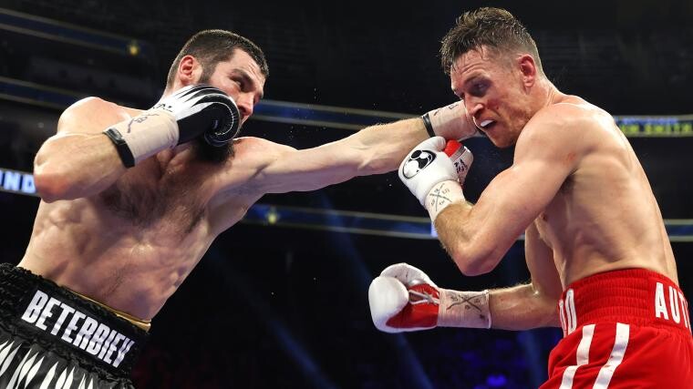 Artur Beterbiev defeats Callum Smith To Retain All 3 Titles  