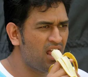 Top 10 legendary cricketers and their favourite food item Top 10 legendary cricketers and their favourite food item