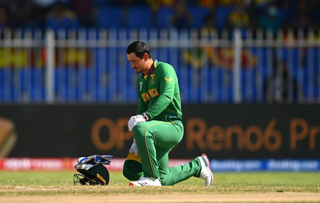 De Kock Explains Why Didn't Take the Knee During World Cup De Kock Explains Why Didn't Take the Knee During World Cup