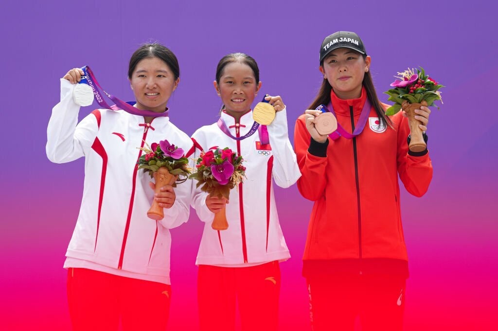 Youngest Chinese Skateboarder Clinches Gold at Asian Games Youngest Chinese Skateboarder Clinches Gold at Asian Games