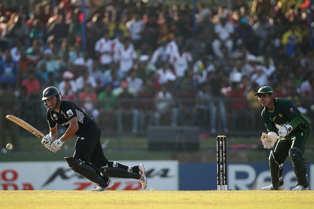 When Ross Taylor Smashed Pakistan for 92 Runs in 4 Overs When Ross Taylor Smashed Pakistan for 92 Runs in 4 Overs