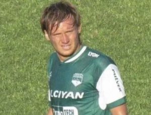 Check-Out the list of 15 footballers died on the pitch!  