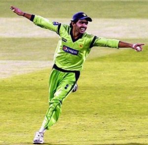 Cricketer Fawad Alam leaves Pakistan team for USA  