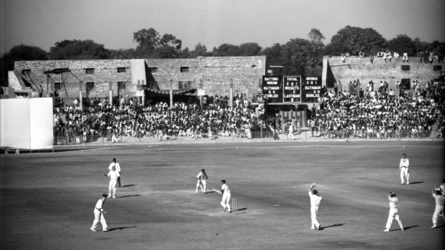 Former Pakistan Captain Saeed Ahmed Dies at 86  