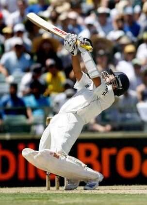 10 Cricket Shots that Transformed the Modern Game 10 Cricket Shots that Transformed the Modern Game