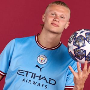 (TOP 10) Who is the Best football player in the world?  