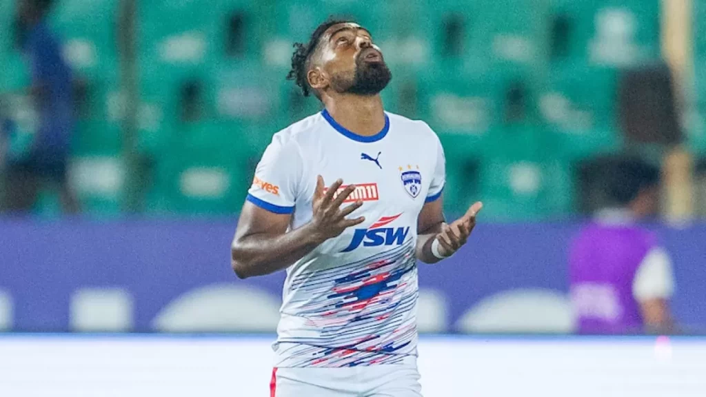 Meet The Leading Striker of Bengaluru in ISL - Roy Krishna Meet The Leading Striker of Bengaluru in ISL - Roy Krishna