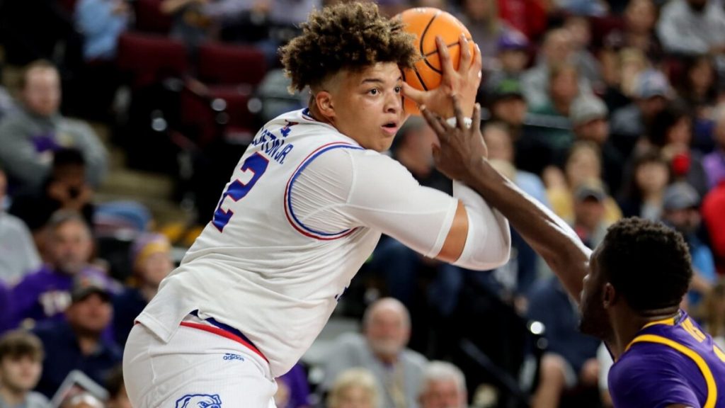 The Top 10 Heaviest NBA Players in 2023–2024 The Top 10 Heaviest NBA Players in 2023–2024