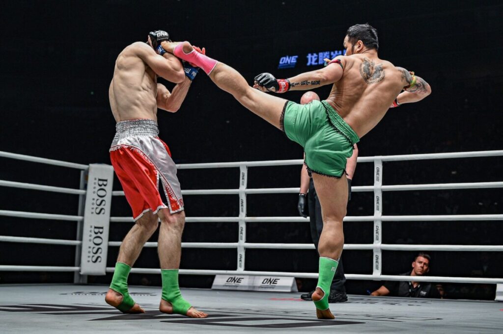 How To Beat A Southpaw Fighter In 3 Easy Steps? How To Beat A Southpaw Fighter In 3 Easy Steps?
