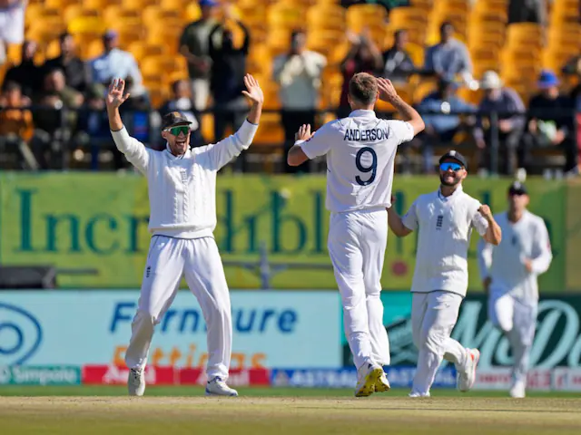 James Anderson reaches 700 Test Wickets James Anderson reaches 700 Test Wickets