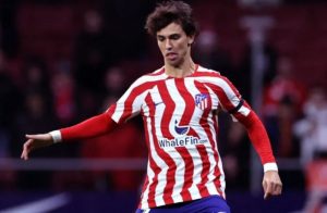5 epic Footballers should leave club before transfer  