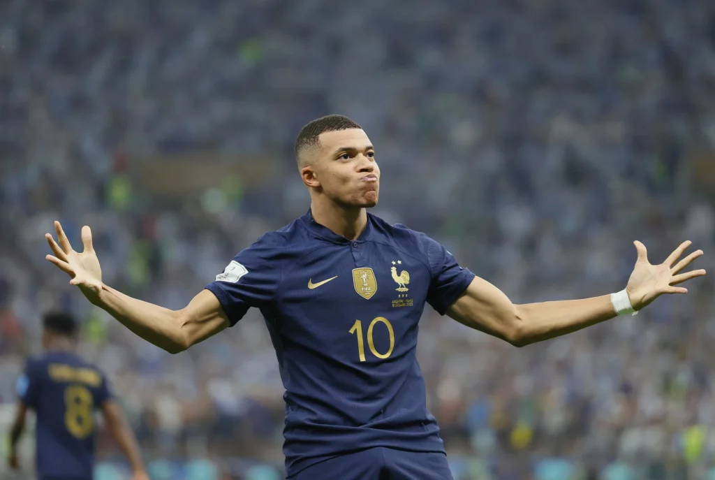 Kylian Mbappé Biography: All About The Rising Star Kylian Mbappé Biography: All About The Rising Star