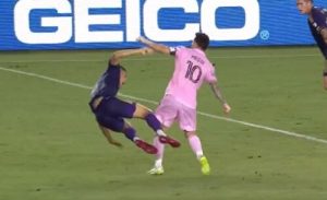 Viral Video of Lionel Messi lashing at Orlando footballer Viral Video of Lionel Messi lashing at Orlando footballer