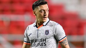Where is Mesut Ozil? Where is Mesut Ozil?
