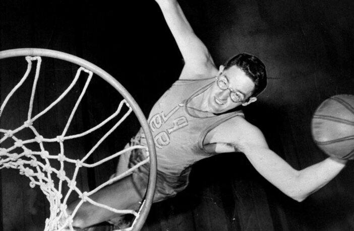 5 NBA greatest centers players in history, ranked by decade 5 NBA greatest centers players in history, ranked by decade
