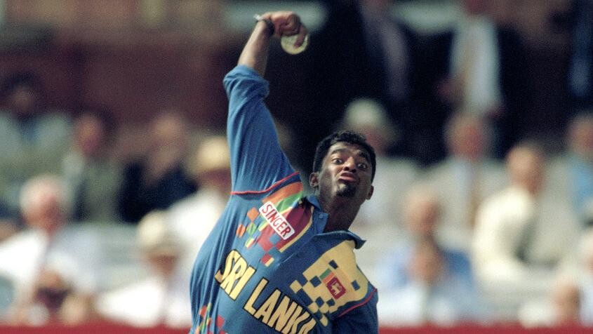 Shane Warne vs Muttiah Muralitharan. Who is Best? Shane Warne vs Muttiah Muralitharan. Who is Best?