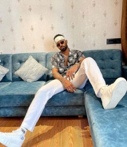 Top 5 dapper fits of cricketer Hardik Pandya- Style Decoded  