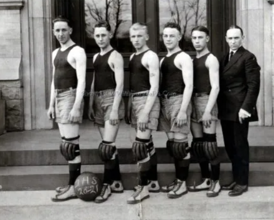 From Style to comfort: The Evolution of Basketball uniforms  