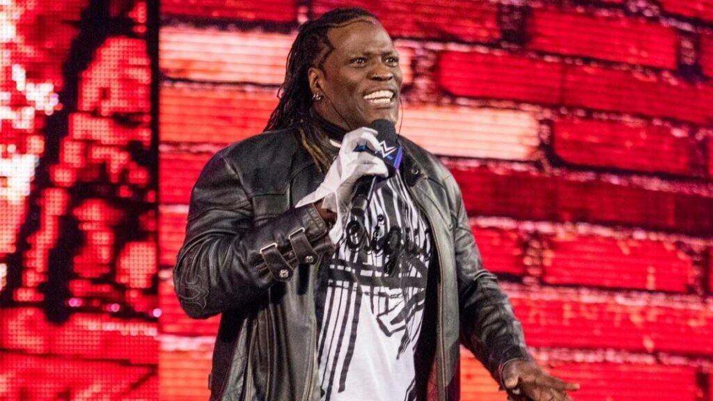 The Top 10 Oldest WWE Wrestlers Still in Action The Top 10 Oldest WWE Wrestlers Still in Action
