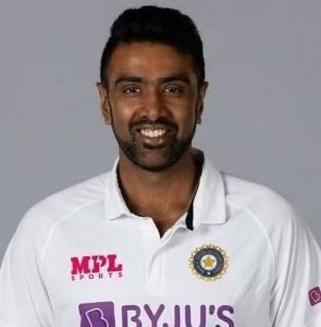 TOP 10 Indian cricketers & the most costly thing they own  