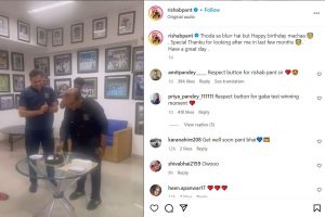 Cricketer Rishabh Pant smashed Kotak's face with cake  