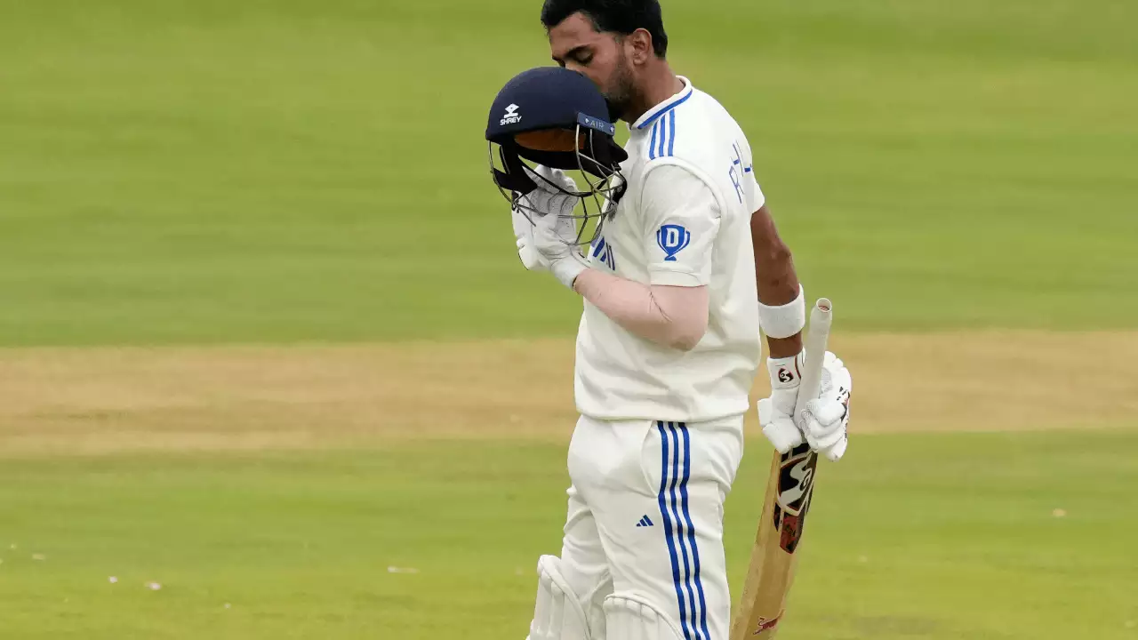 SA vs IND 1st Test: KL Rahul opens up on Online Trolling SA vs IND 1st Test: KL Rahul opens up on Online Trolling