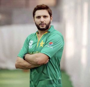 Top 10 MOST handsome cricketers in the world with pics! Top 10 MOST handsome cricketers in the world with pics!