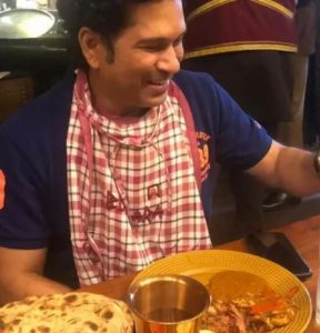 Top 10 legendary cricketers and their favourite food item Top 10 legendary cricketers and their favourite food item