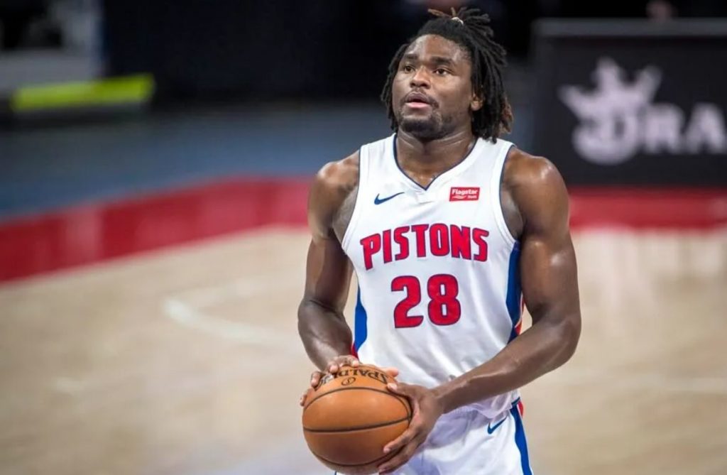 Detroit Pistons equal the record of 26 consecutive losses  