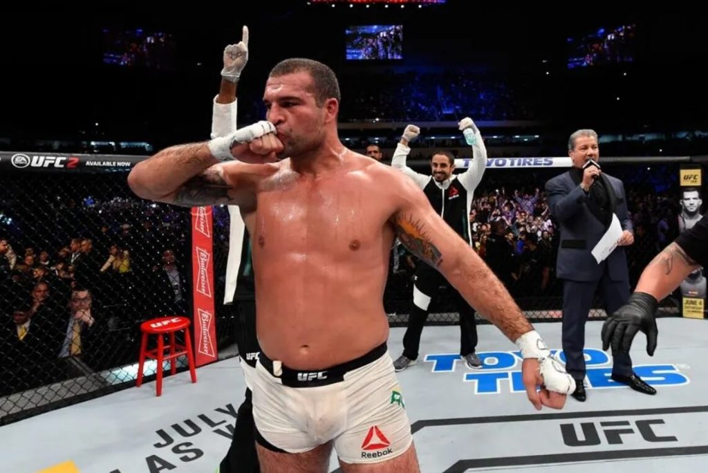10 Best Muay Thai Fighters in the History of UFC 10 Best Muay Thai Fighters in the History of UFC