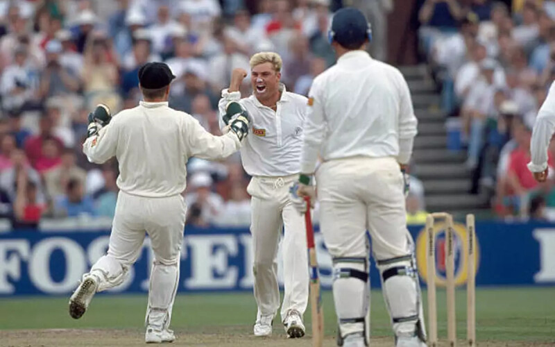Shane Warne vs Muttiah Muralitharan. Who is Best? Shane Warne vs Muttiah Muralitharan. Who is Best?
