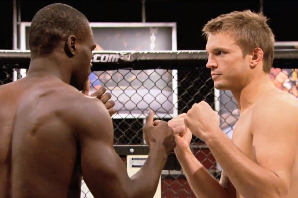 10 Best MMA Head Kick Knockouts in The History 10 Best MMA Head Kick Knockouts in The History