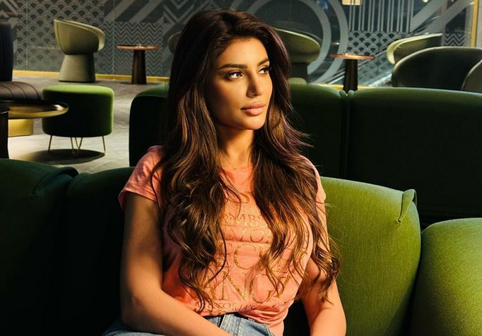 Who is Wazhma Ayoubi? Age, Twitter, Instagram, Husband Who is Wazhma Ayoubi? Age, Twitter, Instagram, Husband