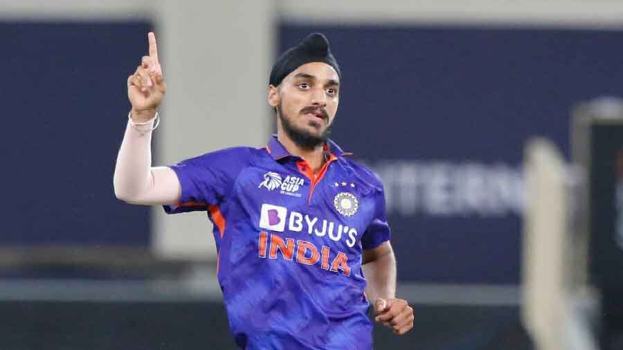 India's Left Arm Bowler Arshdeep Singh Biography  