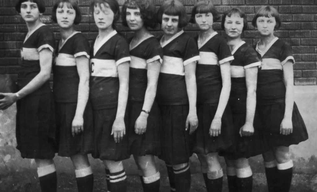 From Style to comfort: The Evolution of Basketball uniforms  