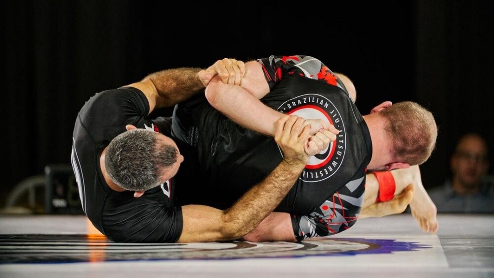 10 Incredible Submissions That Are Rarely Seen in the UFC 10 Incredible Submissions That Are Rarely Seen in the UFC