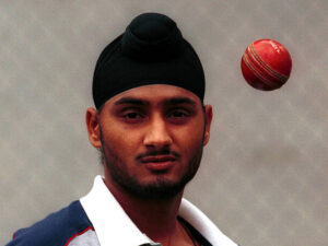 Players Who Made Debut For India At Young Age Players Who Made Debut For India At Young Age