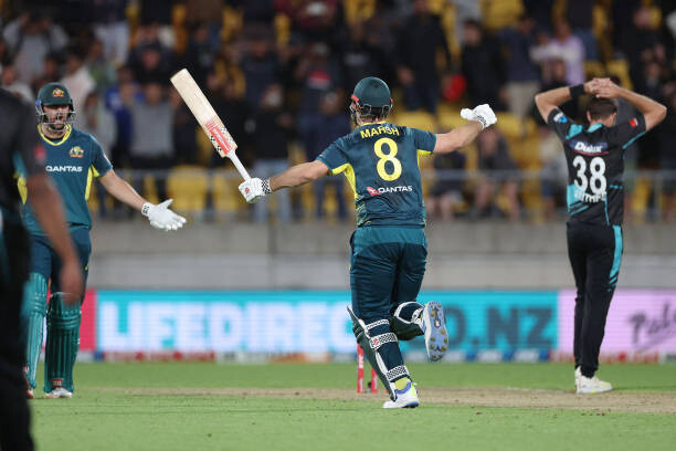 Warner Booed in Wellington But Australia Wins T20 Opener Warner Booed in Wellington But Australia Wins T20 Opener