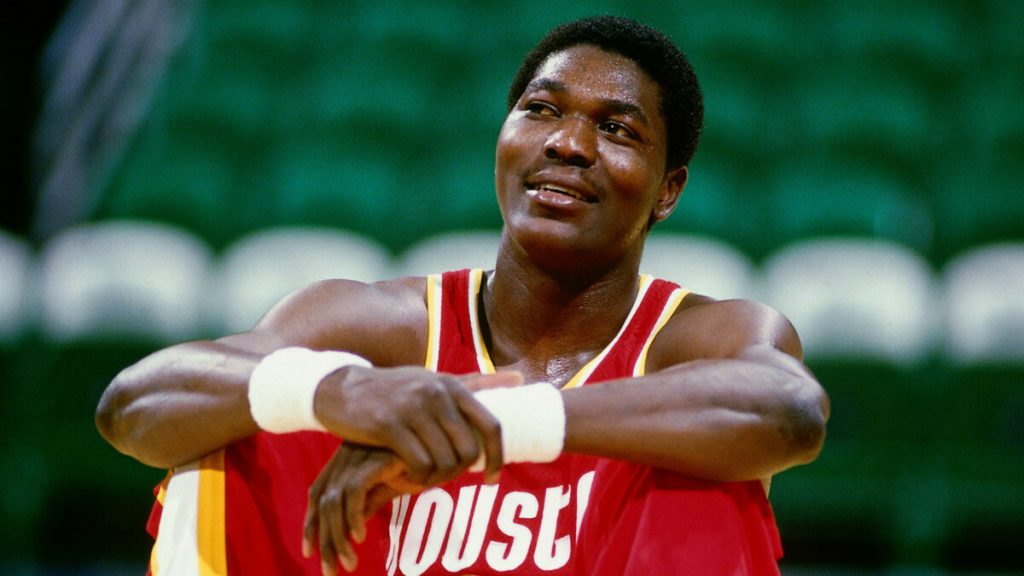 5 NBA greatest centers players in history, ranked by decade 5 NBA greatest centers players in history, ranked by decade