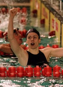 Former Olympic Swimmer Helen Smart dies at 42  