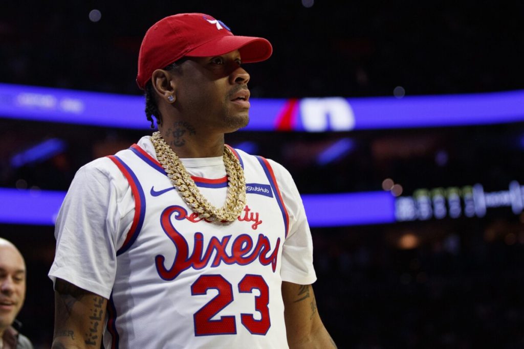 The Top 10 NBA Ball Handlers of All Time  