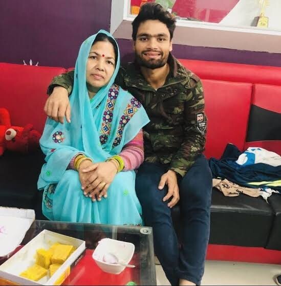 Rinku Singh Biography: Meet Rinku Singh's Family Rinku Singh Biography: Meet Rinku Singh's Family