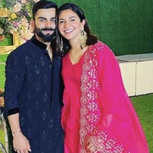 Cricketer Virat Kohli 10 best Diwali fashion looks!  
