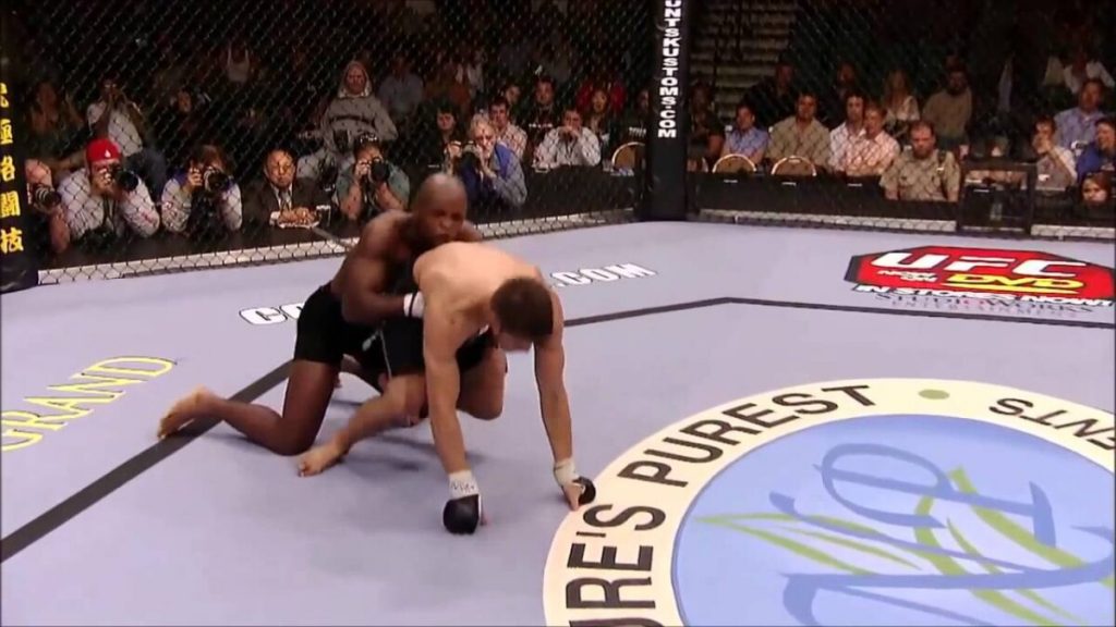 10 Best MMA Head Kick Knockouts in The History 10 Best MMA Head Kick Knockouts in The History